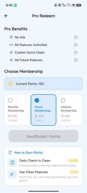 FreeUp Cleaner Pro redeem screen showing no ads, unlimited features, and membership options